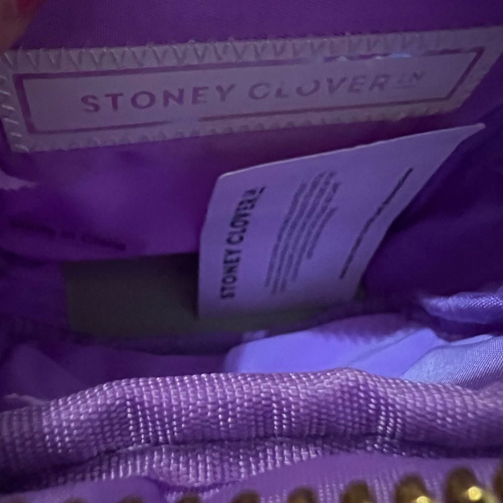 NWT Stoney Clover Açaí small pouch with orange heart patch - Picture 5 of 6